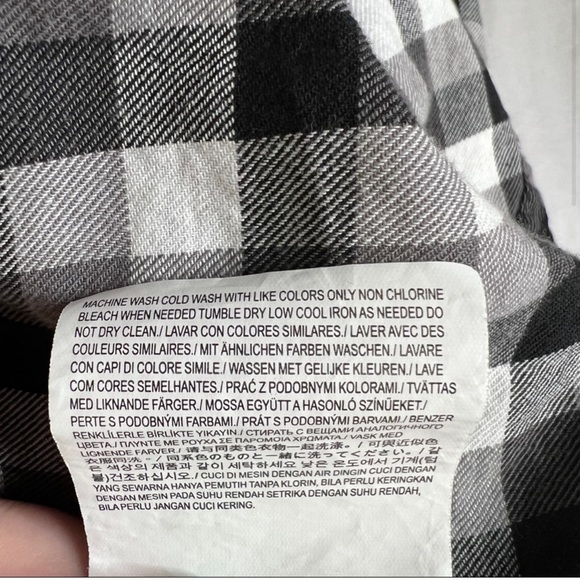 VANS | Plaid Shirt Button Up Top - Picture 10 of 11